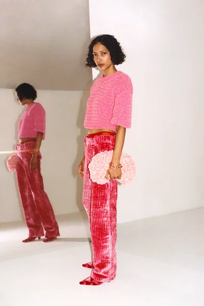 Look 19
